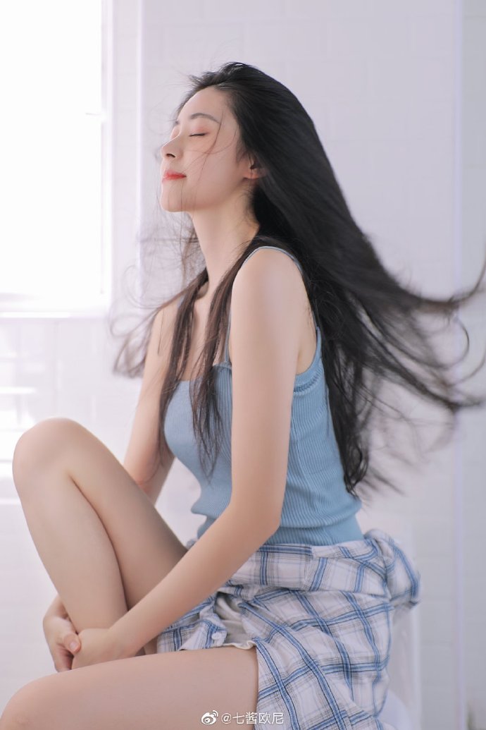 药屋少女的呢喃